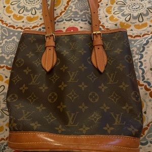 Vintage Louis Vuitton bucket bag